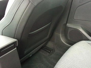 Image véhicule Renault CLIO (23) Image véhicule Renault CLIO (23)