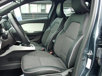 Image véhicule  Renault CLIO (5)
