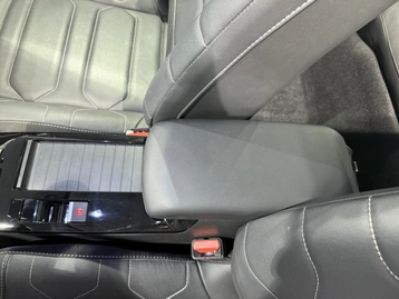 Image véhicule  Citroën E-C4 (24)