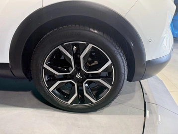 Image véhicule  Citroën E-C4 (43)