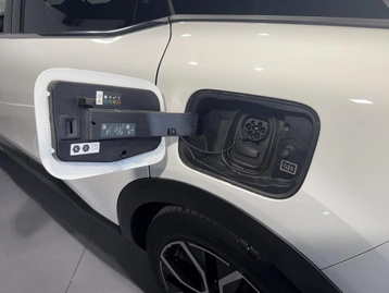 Image véhicule  Citroën E-C4 (47)