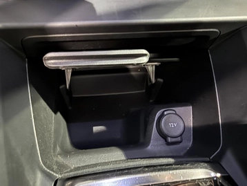 Image véhicule  Citroën E-C4 (22)