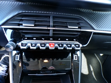 Image véhicule  Peugeot 208 (13)