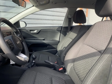 Image véhicule  Kia RIO (3)