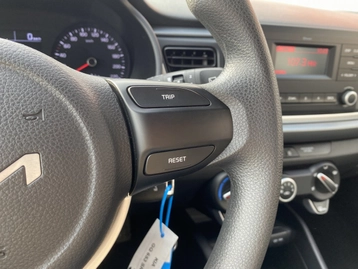 Image véhicule  Kia RIO (11)