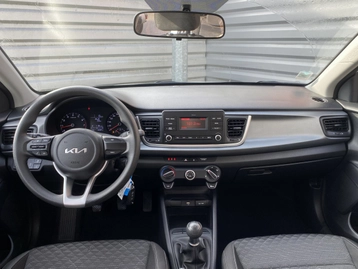 Image véhicule  Kia RIO (6)