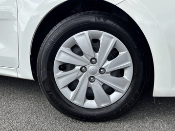 Image véhicule  Kia RIO (20)