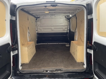 Image véhicule  Renault TRAFIC (4)