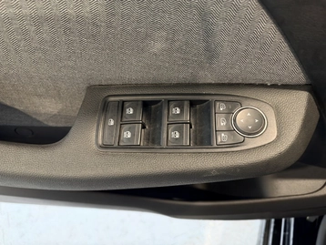 Image véhicule  Renault CLIO (11)