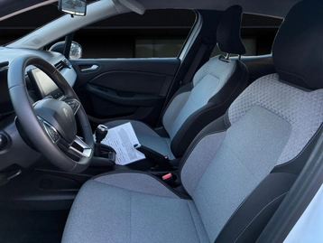 Image véhicule  Renault CLIO (17)