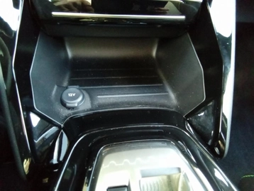 Image véhicule  Peugeot 208 (32)