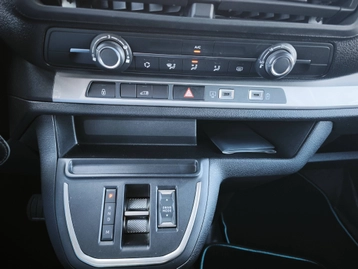 Image véhicule  Peugeot EXPERT (10)