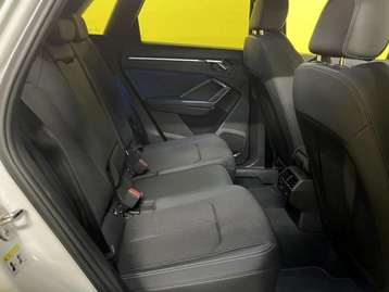 Image véhicule Audi Q3 (12) Image véhicule Audi Q3 (12)