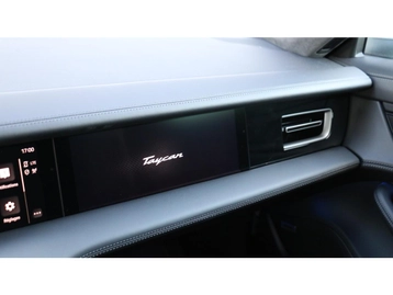 Image véhicule  Porsche TAYCAN (41)