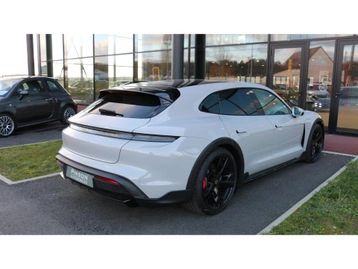 Image véhicule  Porsche TAYCAN (6)