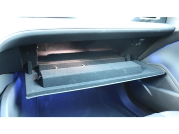 Image véhicule  Porsche TAYCAN (49)