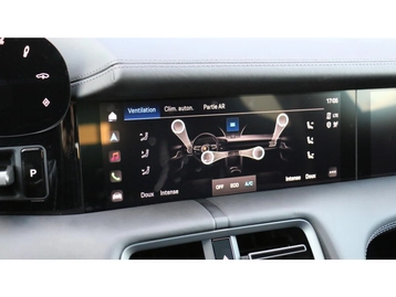 Image véhicule  Porsche TAYCAN (36)