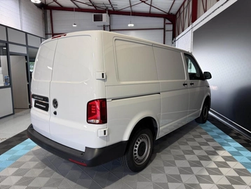 Image véhicule Volkswagen TRANSPORTER (42) Image véhicule Volkswagen TRANSPORTER (42)