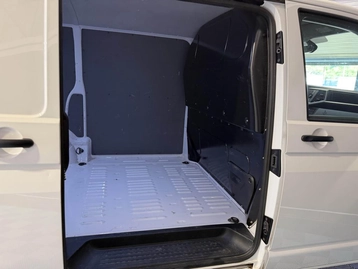 Image véhicule Volkswagen TRANSPORTER (21) Image véhicule Volkswagen TRANSPORTER (21)