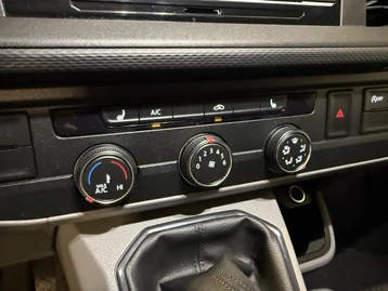 Image véhicule Volkswagen TRANSPORTER (16) Image véhicule Volkswagen TRANSPORTER (16)