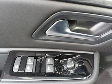 Image véhicule  Citroën C5 X (17)