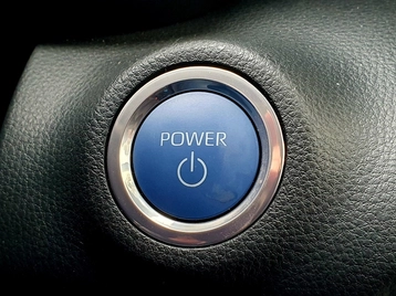 Image véhicule  Toyota YARIS HYBRIDE MY22 (14)