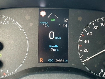 Image véhicule  Toyota YARIS HYBRIDE MY22 (7)
