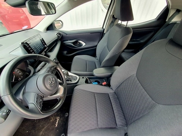 Image véhicule  Toyota YARIS HYBRIDE MY22 (6)