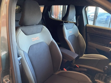 Image véhicule  Dacia DUSTER (11)