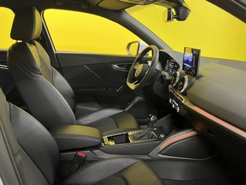 Image véhicule  Audi Q2 (7) Image véhicule  Audi Q2 (7)