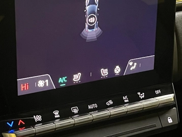 Image véhicule  Renault CAPTUR (24)