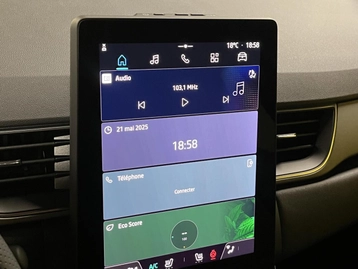 Image véhicule  Renault CAPTUR (32)