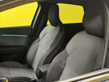 Image véhicule  Renault CAPTUR (40)