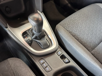 Image véhicule  Toyota YARIS CROSS (17)
