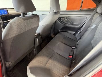 Image véhicule  Toyota YARIS CROSS (8)