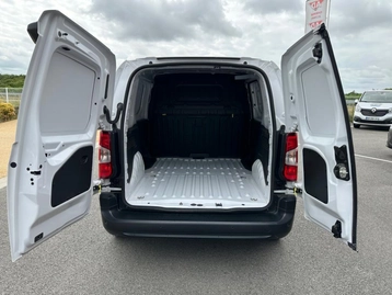 Image véhicule  Peugeot PARTNER (22)