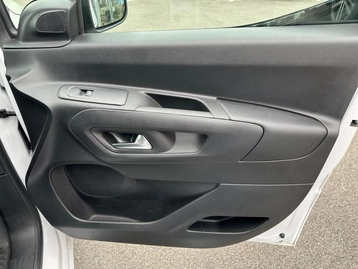 Image véhicule  Peugeot PARTNER (17)