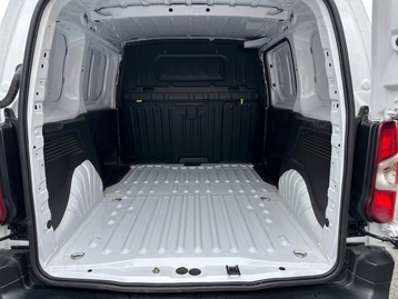 Image véhicule  Peugeot PARTNER (23)