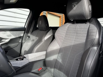 Image véhicule  Peugeot 5008 (3) (4)