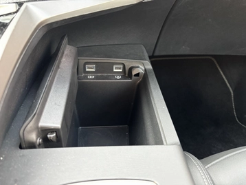 Image véhicule  Peugeot 5008 (3) (33)