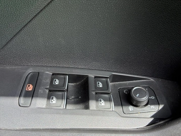 Image véhicule  Volkswagen T-CROSS (15)