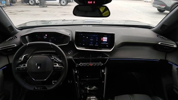 Image véhicule  Peugeot 2008 (13)