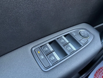 Image véhicule  Renault CAPTUR (17)