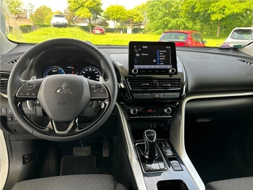 Image véhicule  Mitsubishi ECLIPSE CROSS MY21 (6)