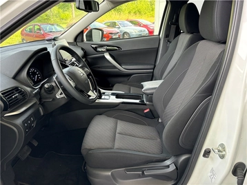 Image véhicule  Mitsubishi ECLIPSE CROSS MY21 (4)