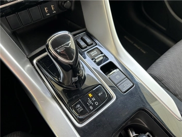 Image véhicule  Mitsubishi ECLIPSE CROSS MY21 (13)
