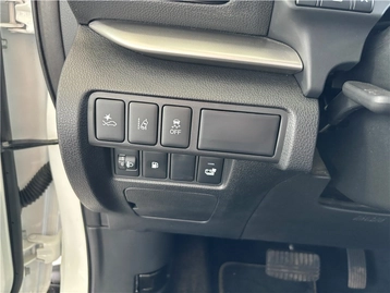 Image véhicule  Mitsubishi ECLIPSE CROSS MY21 (15)