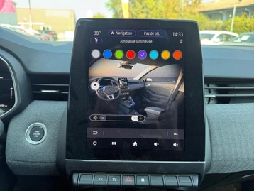 Image véhicule  Renault CLIO (27)