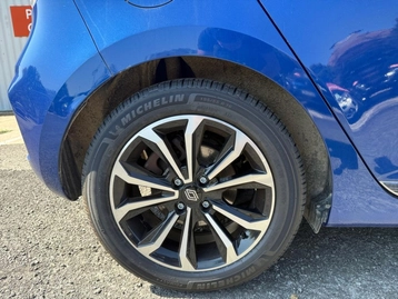 Image véhicule  Renault CLIO (8)