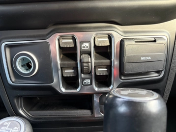 Image véhicule  Jeep WRANGLER (17)